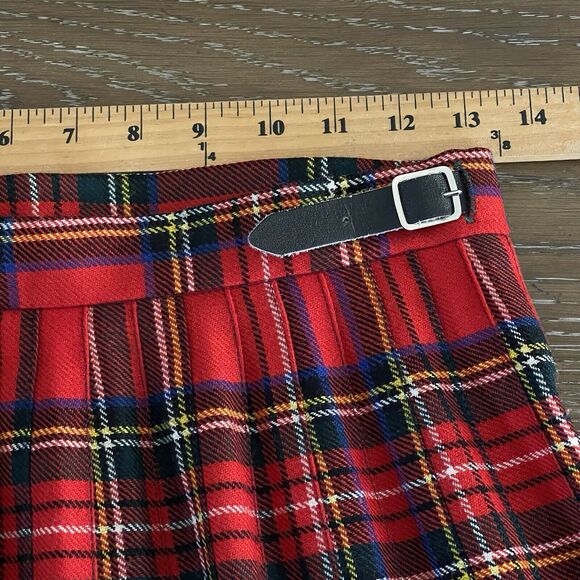 Scotish Tartan Plaid Wool Wrap Skirt Womens Size 12 Red Pleated Buckle Raw Hem - Picture 7 of 9